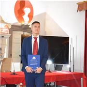 Aiuto compiti per ragazzi scuole medie. Modalità online. 
Diploma Liceo Scientifico Sportivo e Laurea Triennale Scienze Motorie.